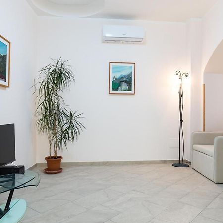 casa vacanza Rosy di Guida Rosy Giungano Esterno foto
