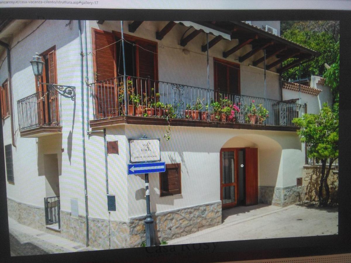 casa vacanza Rosy di Guida Rosy Giungano Esterno foto